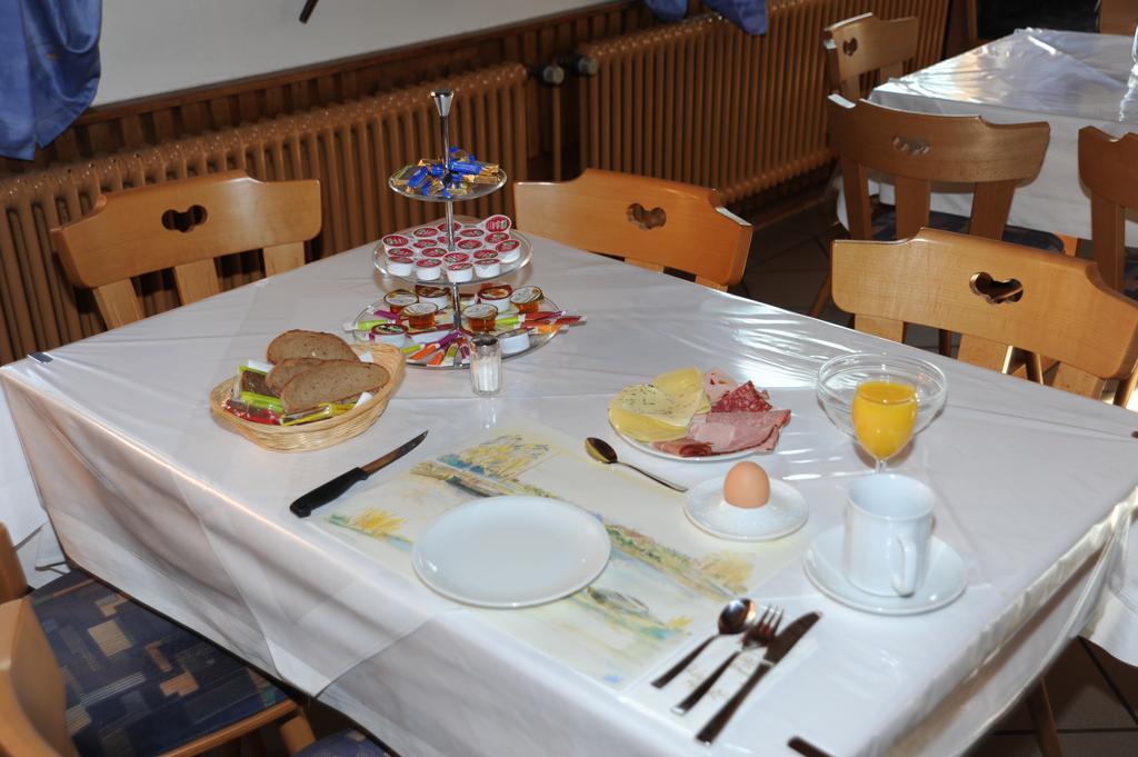 Gasthaus-Pension Fischerkeller Randegg Exteriér fotografie