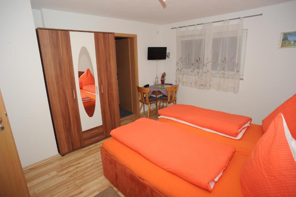 Gasthaus-Pension Fischerkeller Randegg Exteriér fotografie
